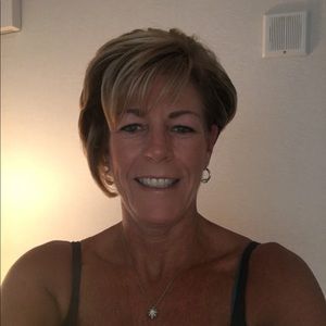 Meet your Posher, Ellen